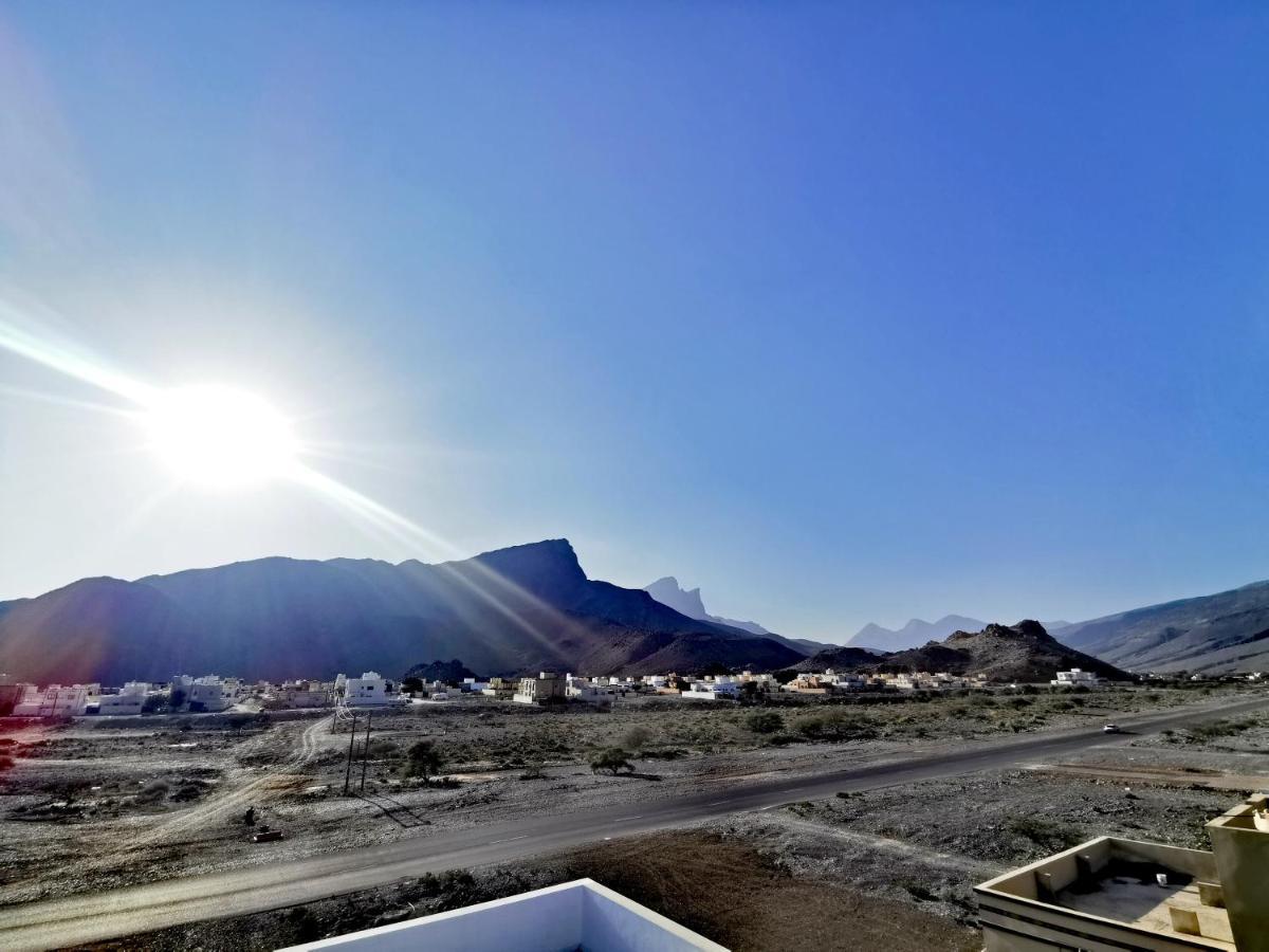 228Hostel Al Ḩamrāʼ Exteriör bild