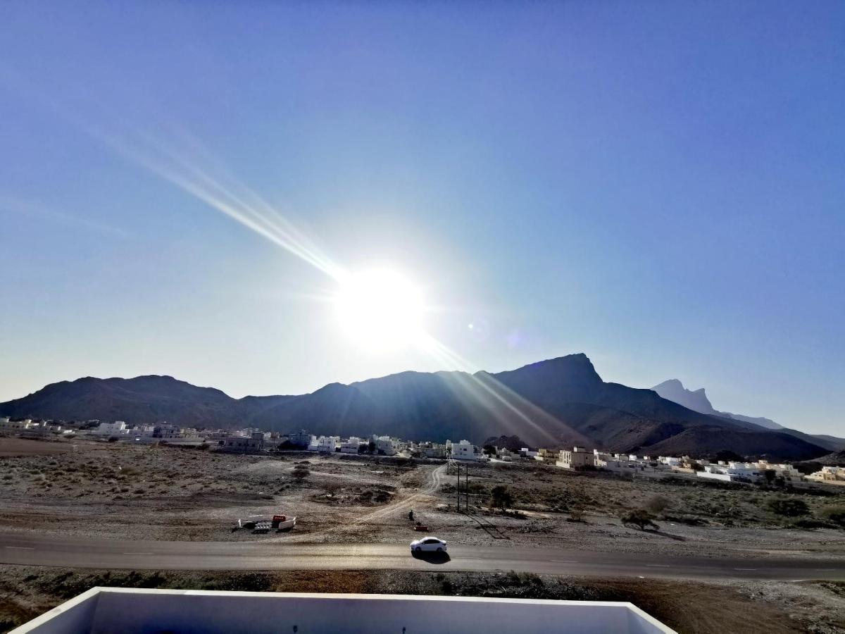 228Hostel Al Ḩamrāʼ Exteriör bild
