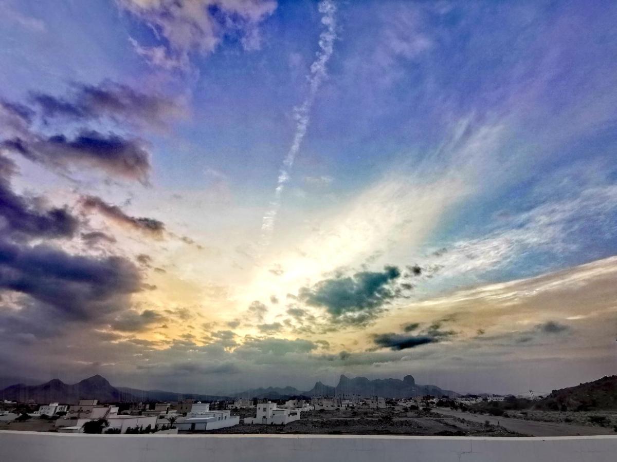 228Hostel Al Ḩamrāʼ Exteriör bild