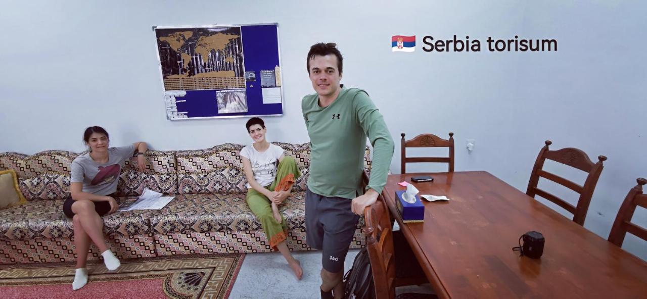 228Hostel Al Ḩamrāʼ Exteriör bild