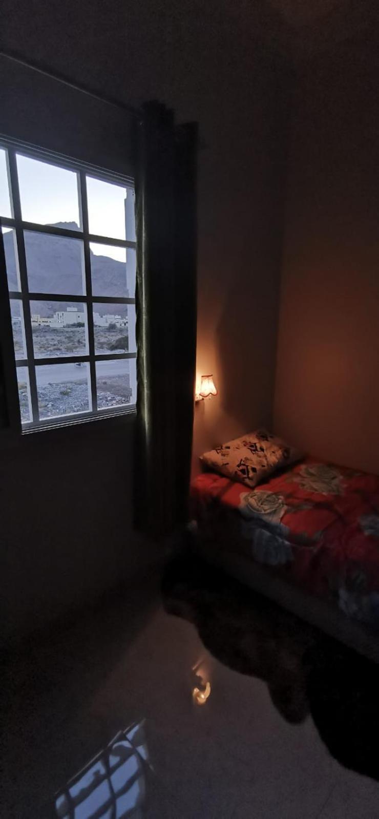228Hostel Al Ḩamrāʼ Exteriör bild